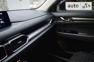 Внедорожник / Кроссовер Mazda CX-5 2017 в Кривом Роге