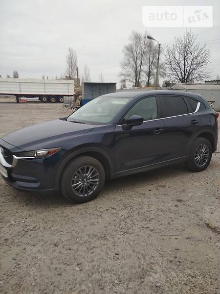 Внедорожник / Кроссовер Mazda CX-5 2017 в 