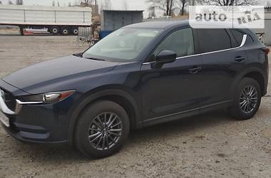 Внедорожник / Кроссовер Mazda CX-5 2017 в 