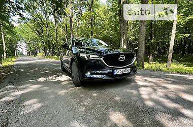 Внедорожник / Кроссовер Mazda CX-5 2017 в Луцке