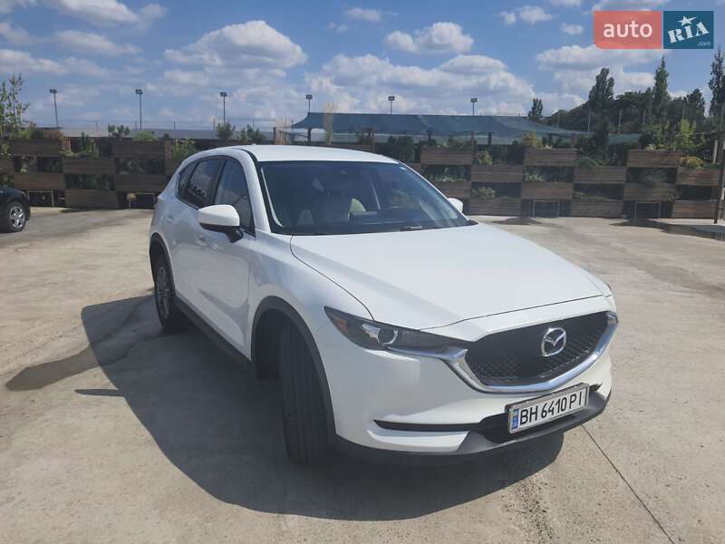 Позашляховик / Кросовер Mazda CX-5 2017 в Одесі