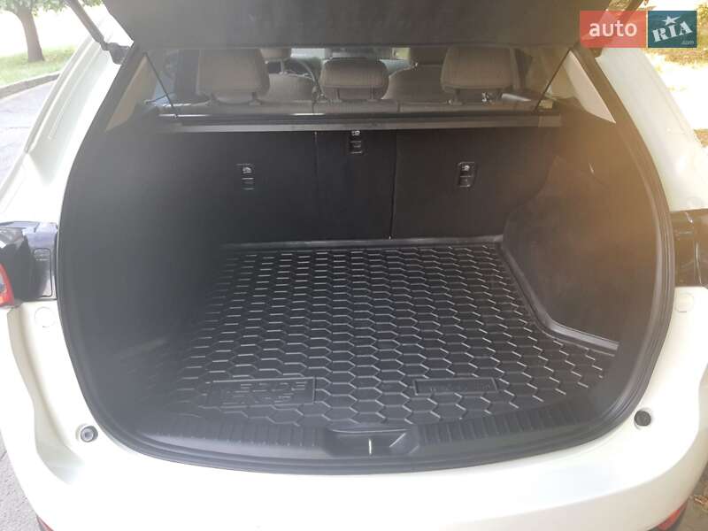 Позашляховик / Кросовер Mazda CX-5 2017 в Одесі