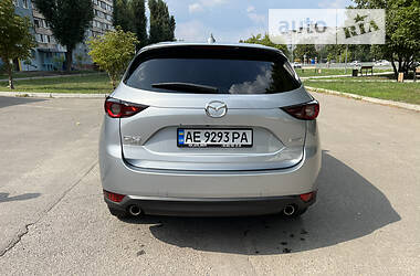 Позашляховик / Кросовер Mazda CX-5 2019 в 