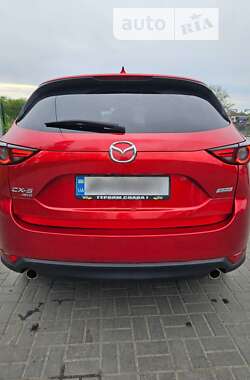 Позашляховик / Кросовер Mazda CX-5 2017 в Дніпрі