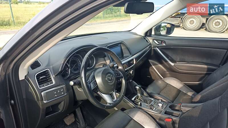 Позашляховик / Кросовер Mazda CX-5 2016 в Золочеві