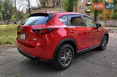Внедорожник / Кроссовер Mazda CX-5 2017 в 