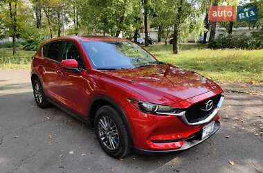 Внедорожник / Кроссовер Mazda CX-5 2017 в 