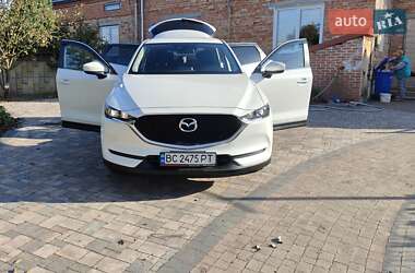 Внедорожник / Кроссовер Mazda CX-5 2018 в 