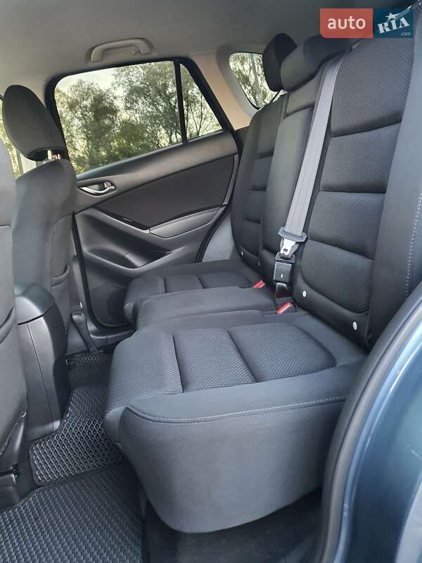 Внедорожник / Кроссовер Mazda CX-5 2016 в Киеве
