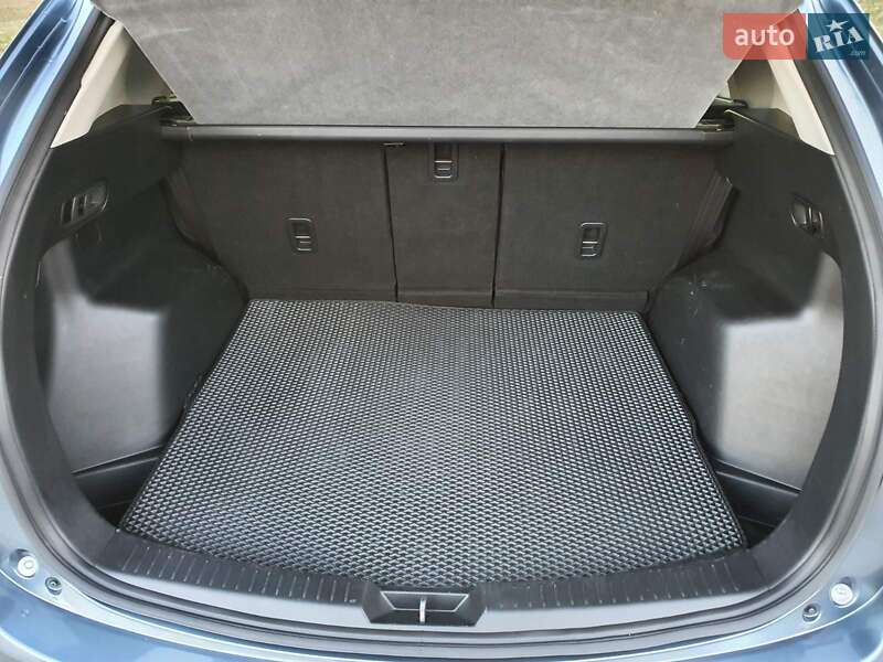 Внедорожник / Кроссовер Mazda CX-5 2016 в Киеве