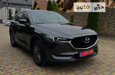 Позашляховик / Кросовер Mazda CX-5 2017 в Ужгороді