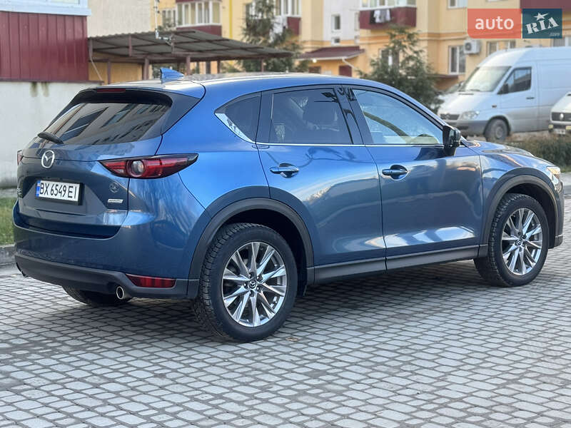 Внедорожник / Кроссовер Mazda CX-5 2018 в 