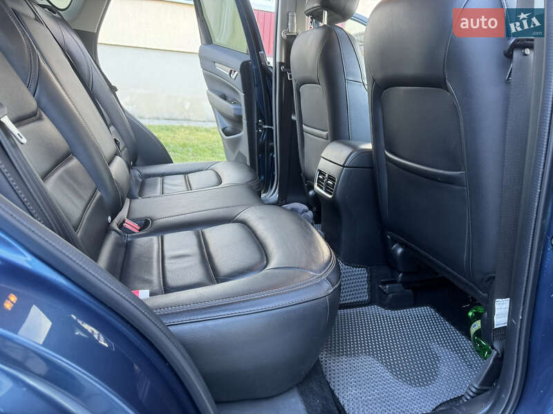 Внедорожник / Кроссовер Mazda CX-5 2018 в Каменец-Подольском
