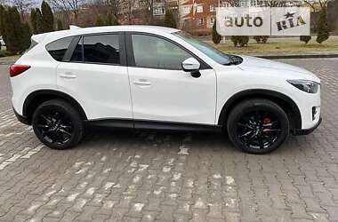 Позашляховик / Кросовер Mazda CX-5 2015 в 
