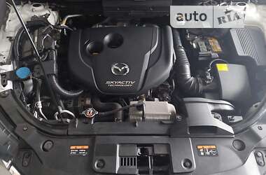 Позашляховик / Кросовер Mazda CX-5 2015 в 