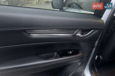 Позашляховик / Кросовер Mazda CX-5 2017 в 