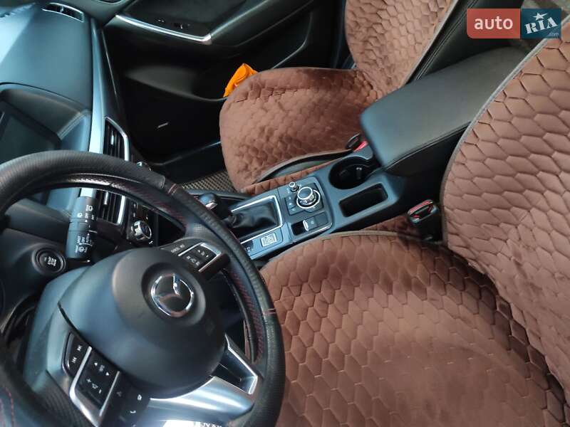 Внедорожник / Кроссовер Mazda CX-5 2015 в Чугуеве