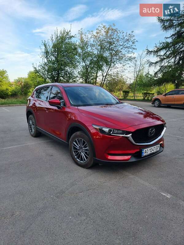 Внедорожник / Кроссовер Mazda CX-5 2018 в Ужгороде