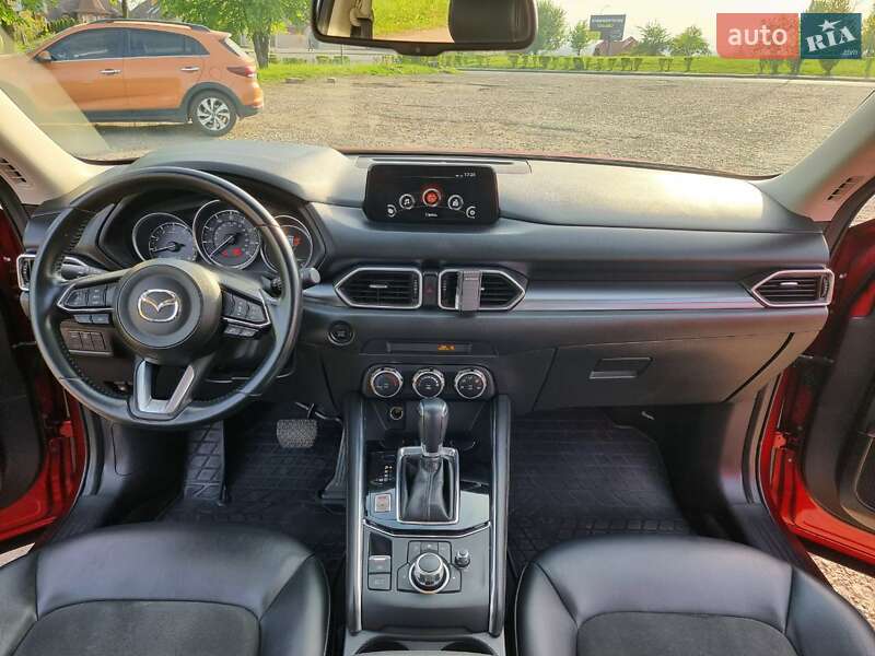 Внедорожник / Кроссовер Mazda CX-5 2018 в Ужгороде