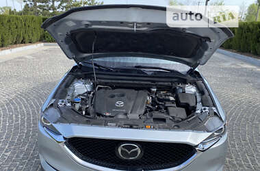 Позашляховик / Кросовер Mazda CX-5 2019 в 