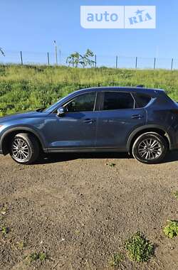 Внедорожник / Кроссовер Mazda CX-5 2017 в Черновцах