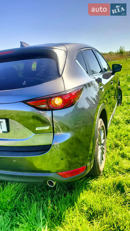 Внедорожник / Кроссовер Mazda CX-5 2017 в Белой Церкви