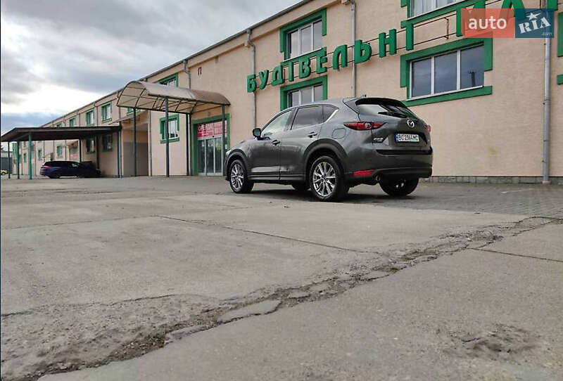 Внедорожник / Кроссовер Mazda CX-5 2018 в Ивано-Франковске фото 2 Внедорожник / Кроссовер Mazda CX-5 2018 в Ивано-Франковске