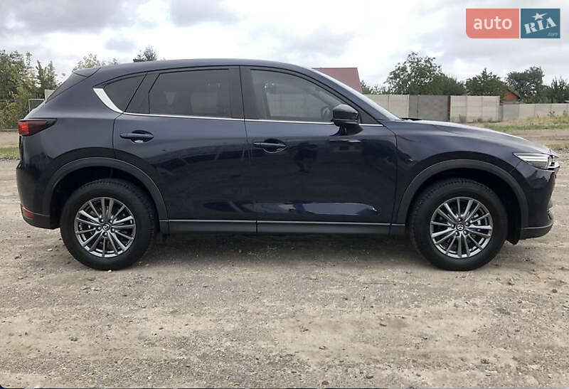 Внедорожник / Кроссовер Mazda CX-5 2017 в Киеве