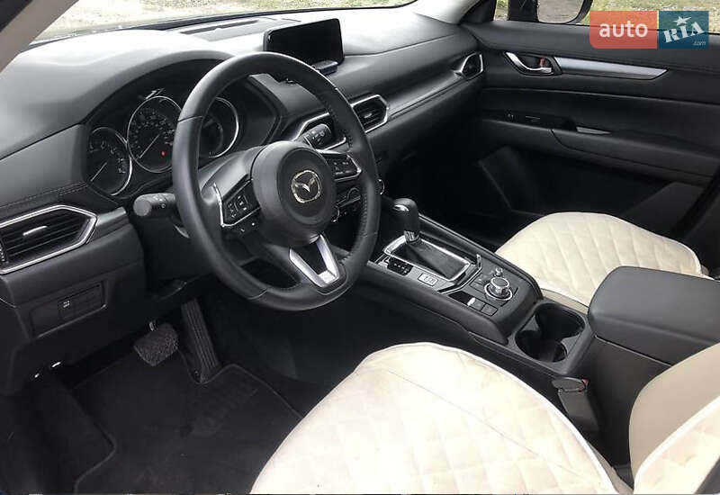 Внедорожник / Кроссовер Mazda CX-5 2017 в Киеве