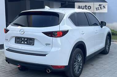 Внедорожник / Кроссовер Mazda CX-5 2017 в 