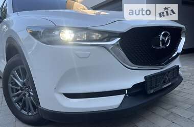 Внедорожник / Кроссовер Mazda CX-5 2017 в 