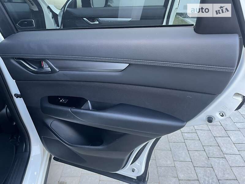 Внедорожник / Кроссовер Mazda CX-5 2017 в Дрогобыче
