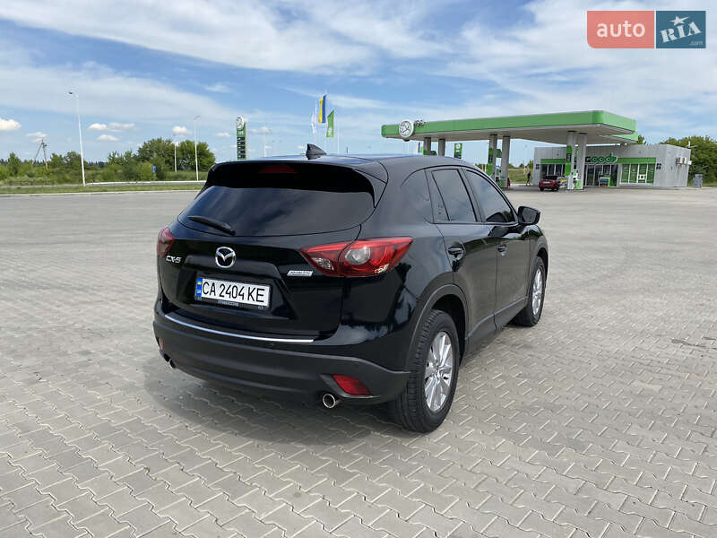 Позашляховик / Кросовер Mazda CX-5 2015 в Голованівську