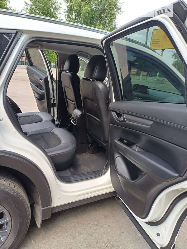 Внедорожник / Кроссовер Mazda CX-5 2020 в Першотравенске
