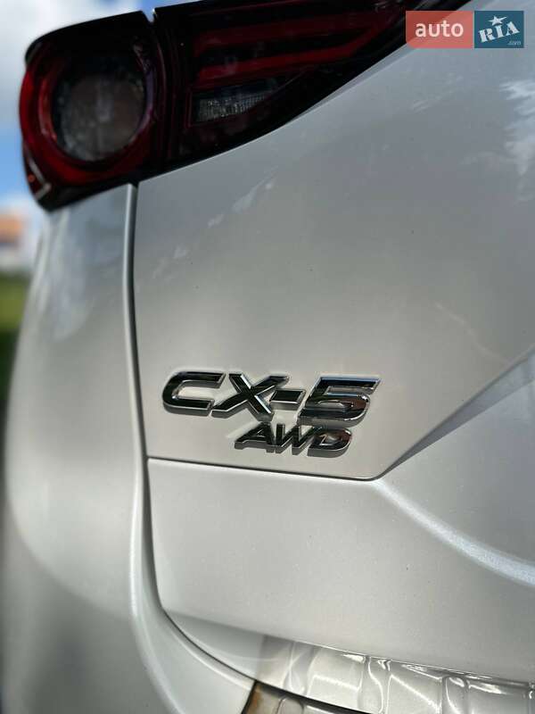 Внедорожник / Кроссовер Mazda CX-5 2018 в Староконстантинове