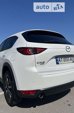 Внедорожник / Кроссовер Mazda CX-5 2017 в Ивано-Франковске