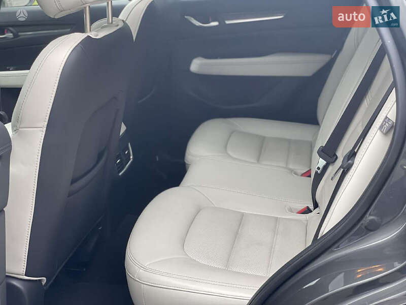 Внедорожник / Кроссовер Mazda CX-5 2018 в Киеве