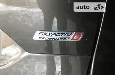 Внедорожник / Кроссовер Mazda CX-5 2017 в 