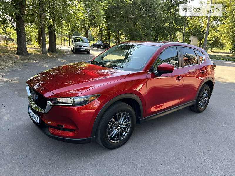 Позашляховик / Кросовер Mazda CX-5 2019 в 
