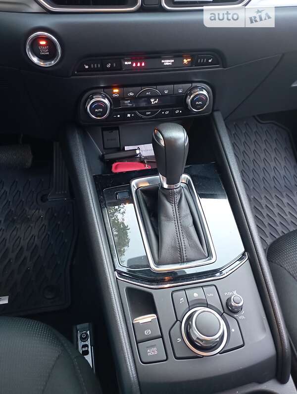 Внедорожник / Кроссовер Mazda CX-5 2018 в Смеле