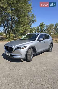 Позашляховик / Кросовер Mazda CX-5 2017 в Дніпрі
