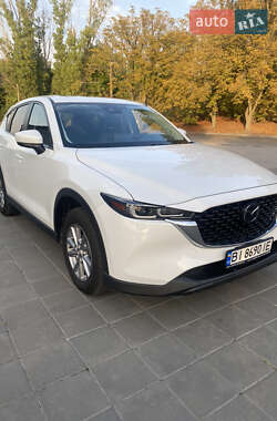Позашляховик / Кросовер Mazda CX-5 2023 в 