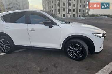Позашляховик / Кросовер Mazda CX-5 2018 в 