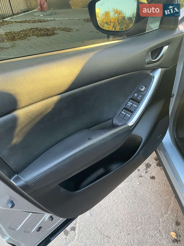 Внедорожник / Кроссовер Mazda CX-5 2015 в Новомосковске