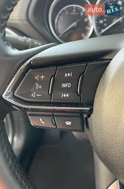 Позашляховик / Кросовер Mazda CX-5 2020 в 