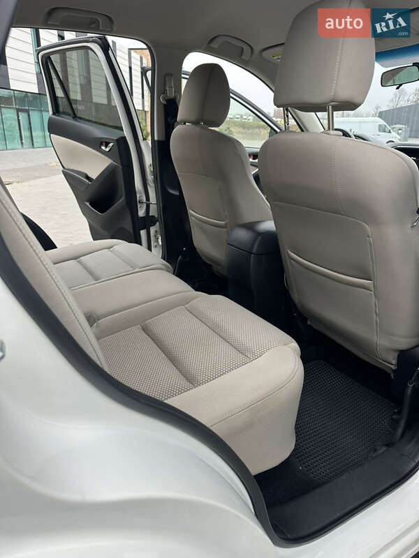 Позашляховик / Кросовер Mazda CX-5 2016 в Хмельницькому