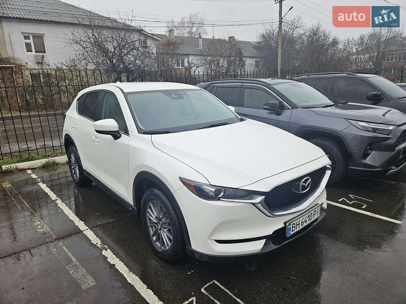 Позашляховик / Кросовер Mazda CX-5 2017 в Одесі