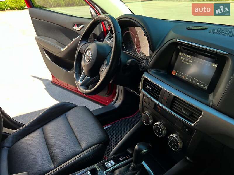 Позашляховик / Кросовер Mazda CX-5 2015 в Ковелі