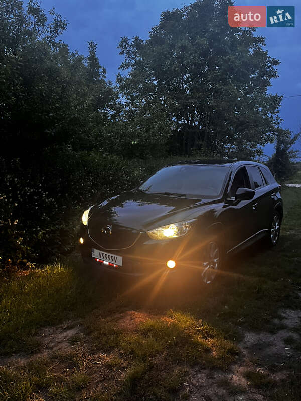 Позашляховик / Кросовер Mazda CX-5 2012 в 