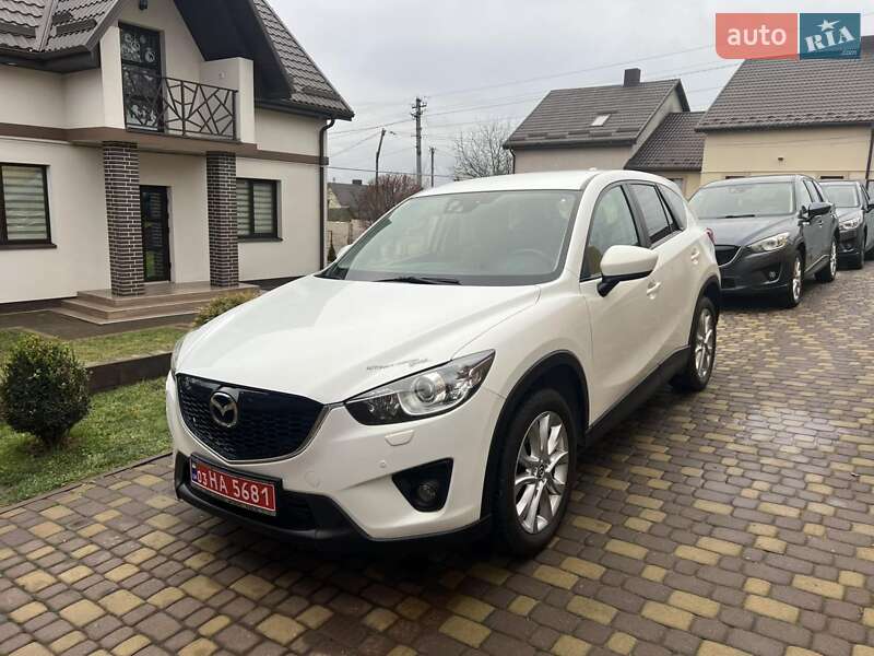 Позашляховик / Кросовер Mazda CX-5 2015 в Рівному